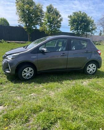 Toyota Yaris cena 23500 przebieg: 46926, rok produkcji 2019 z Zawiercie małe 232